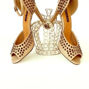 Sexy Taupe Isabella Rue Spiked Shoes
